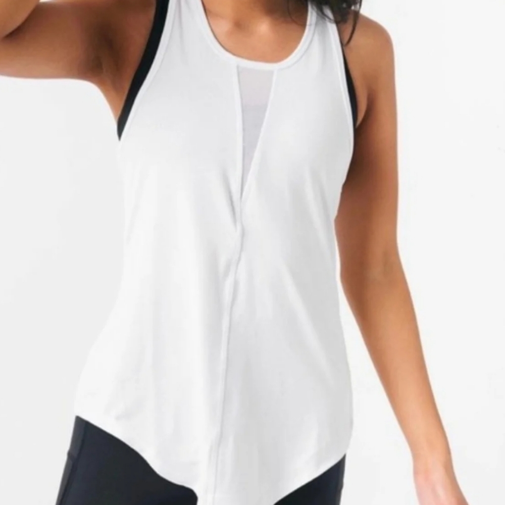 2 ZYIA  Effortless Tanks